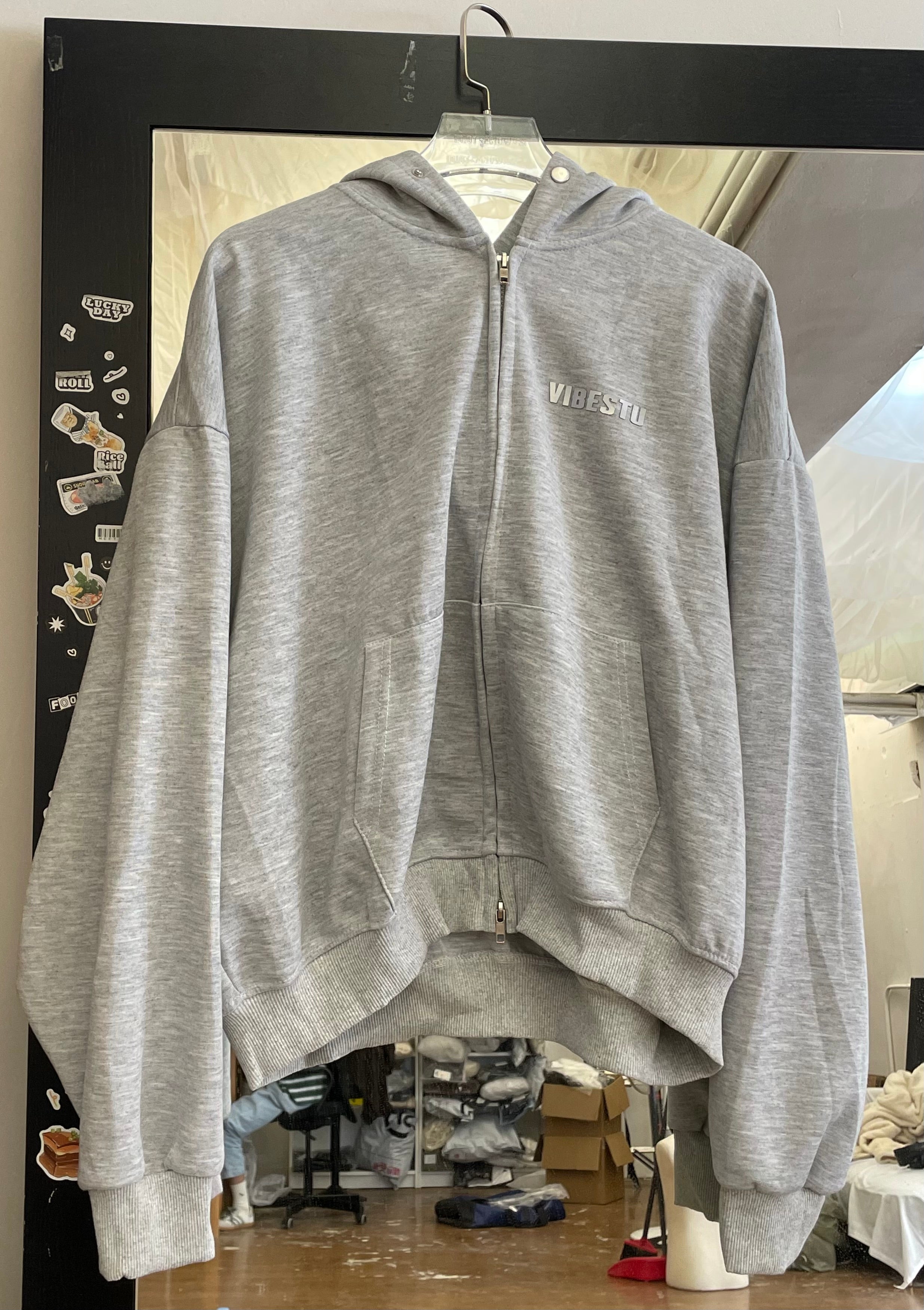 #LP87 VIBESTU Hoodie