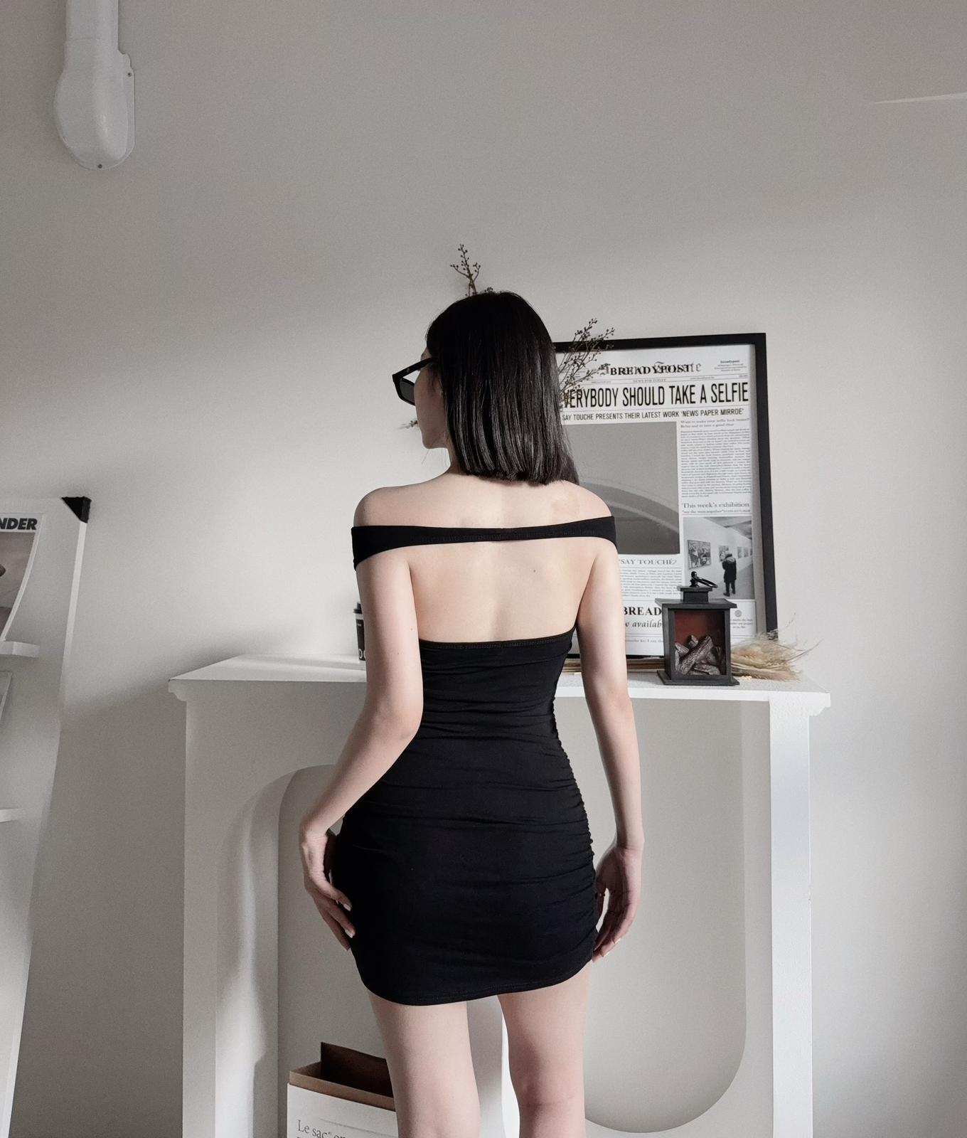 #AD03 N-ways Hip-hugging Mini Dress