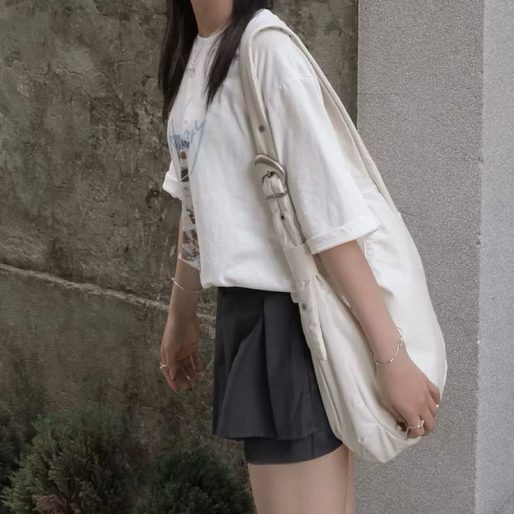 IS179 Chic Leather Crossbody Bag - Idiot Sandwich Apparel Limited -