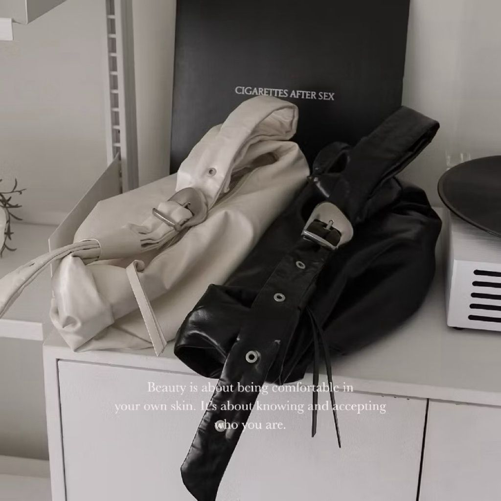 IS179 Chic Leather Crossbody Bag - Idiot Sandwich Apparel Limited -