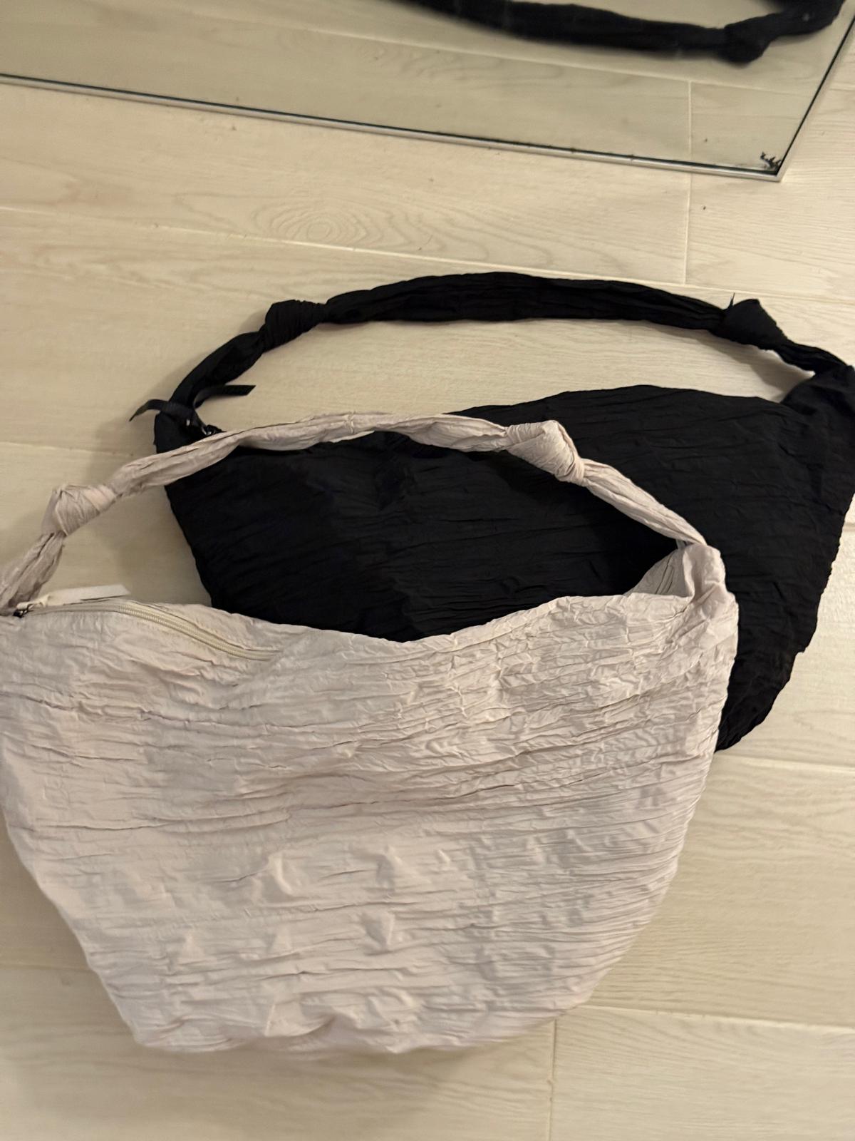 「買一送一」#IS72 Cross Crinke Bag - Idiot Sandwich HK -