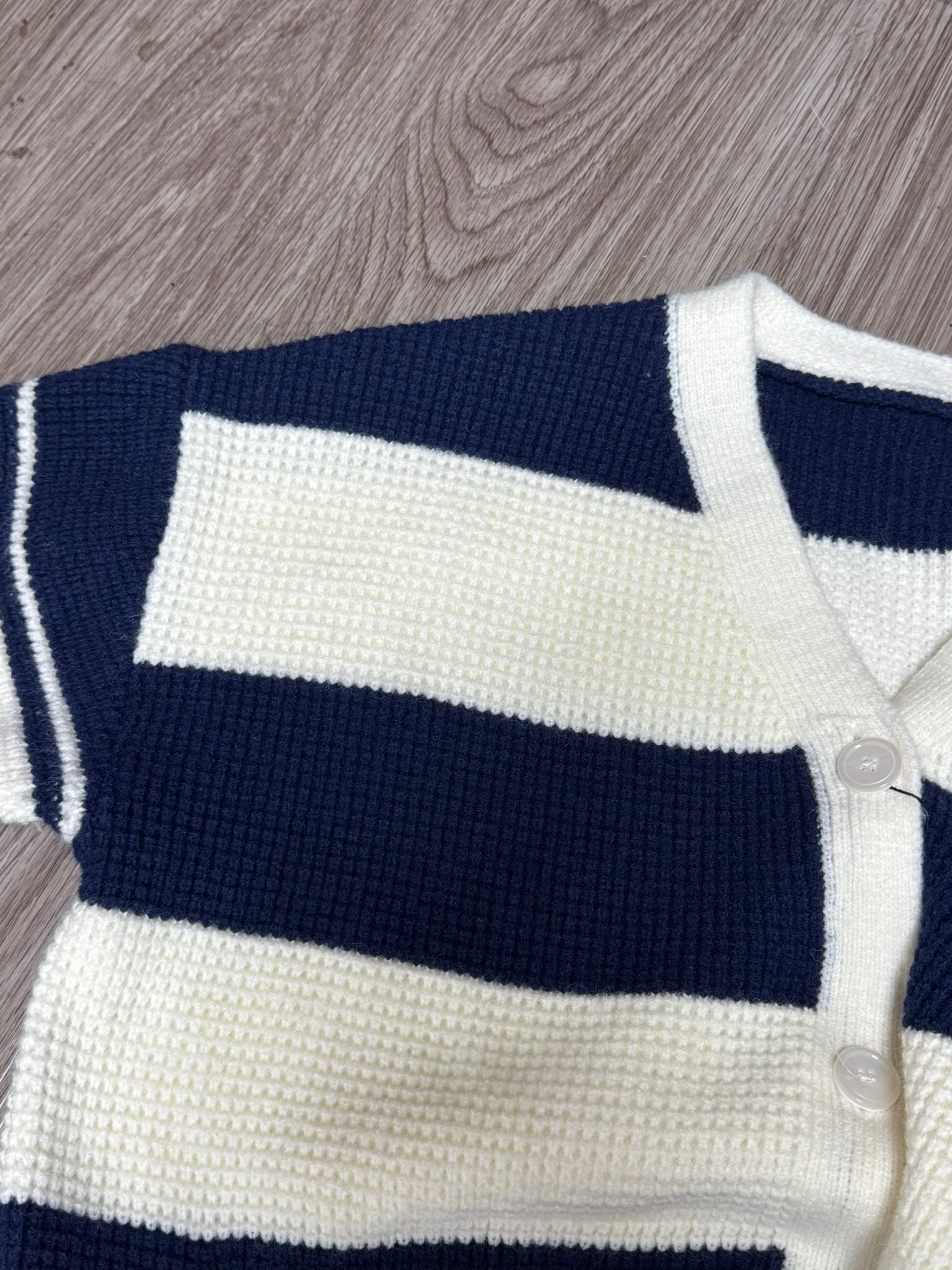 #LP28 Stripe Warm Cardigan - Idiot Sandwich Apparel Limited -