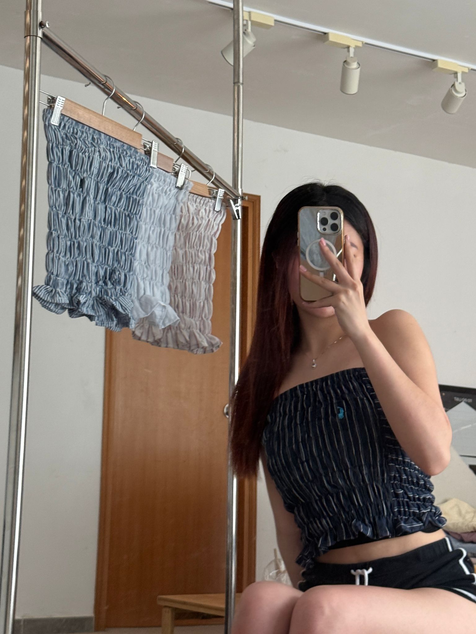 #THVN09 Vintage Remake Ruched Tube Top - Idiot Sandwich Apparel Limited -