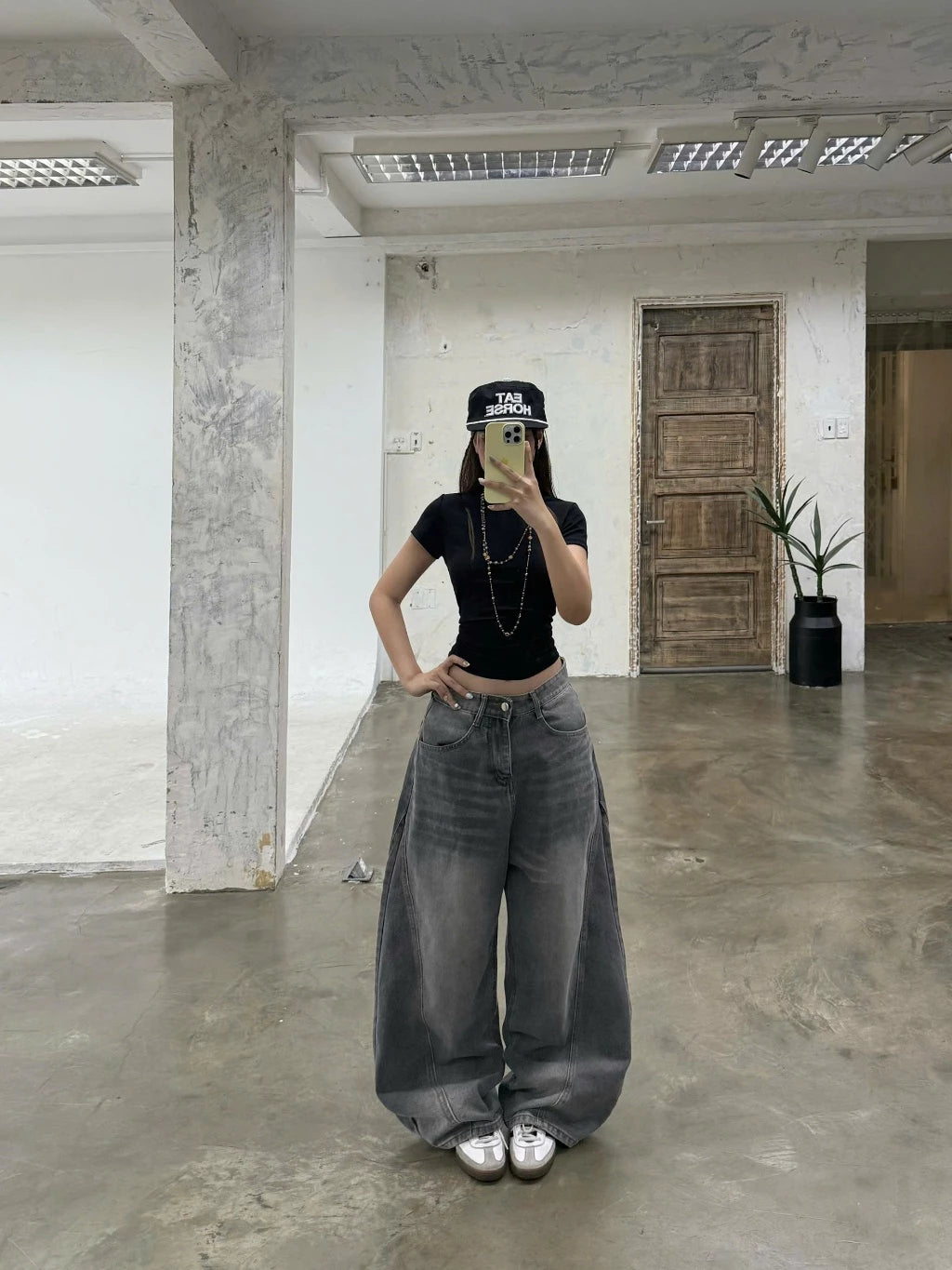 #VNAB12 Unisex Loose-fit Curved Jeans