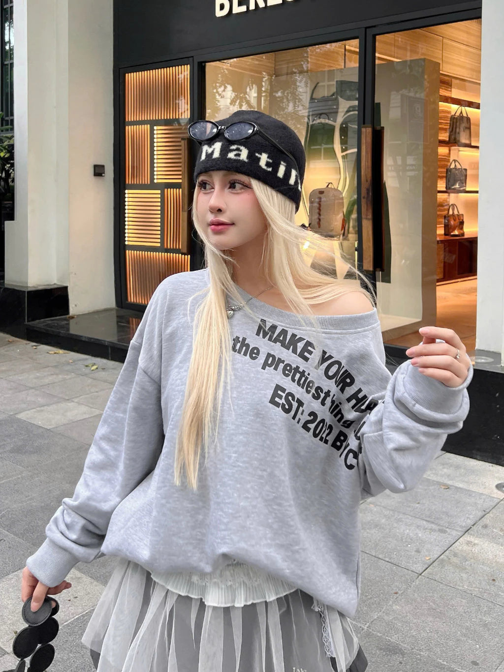 #VNBY02 BYC Loose Off-shoulder Sweater