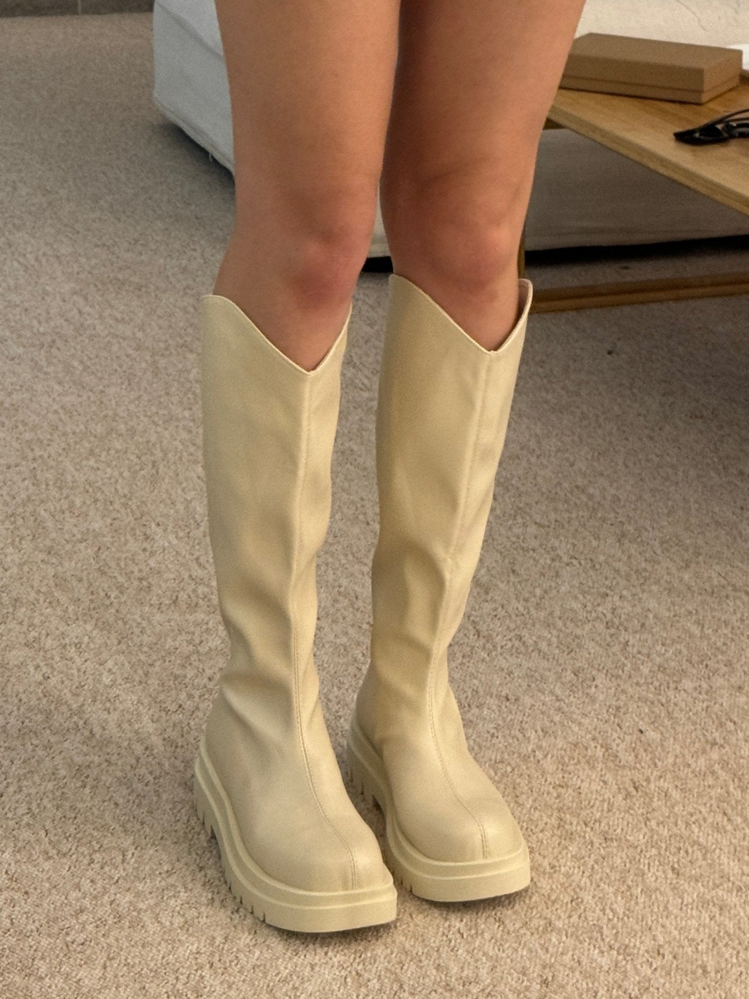 #IS17 Travel-buddies V shape long boots - Idiot Sandwich HK-