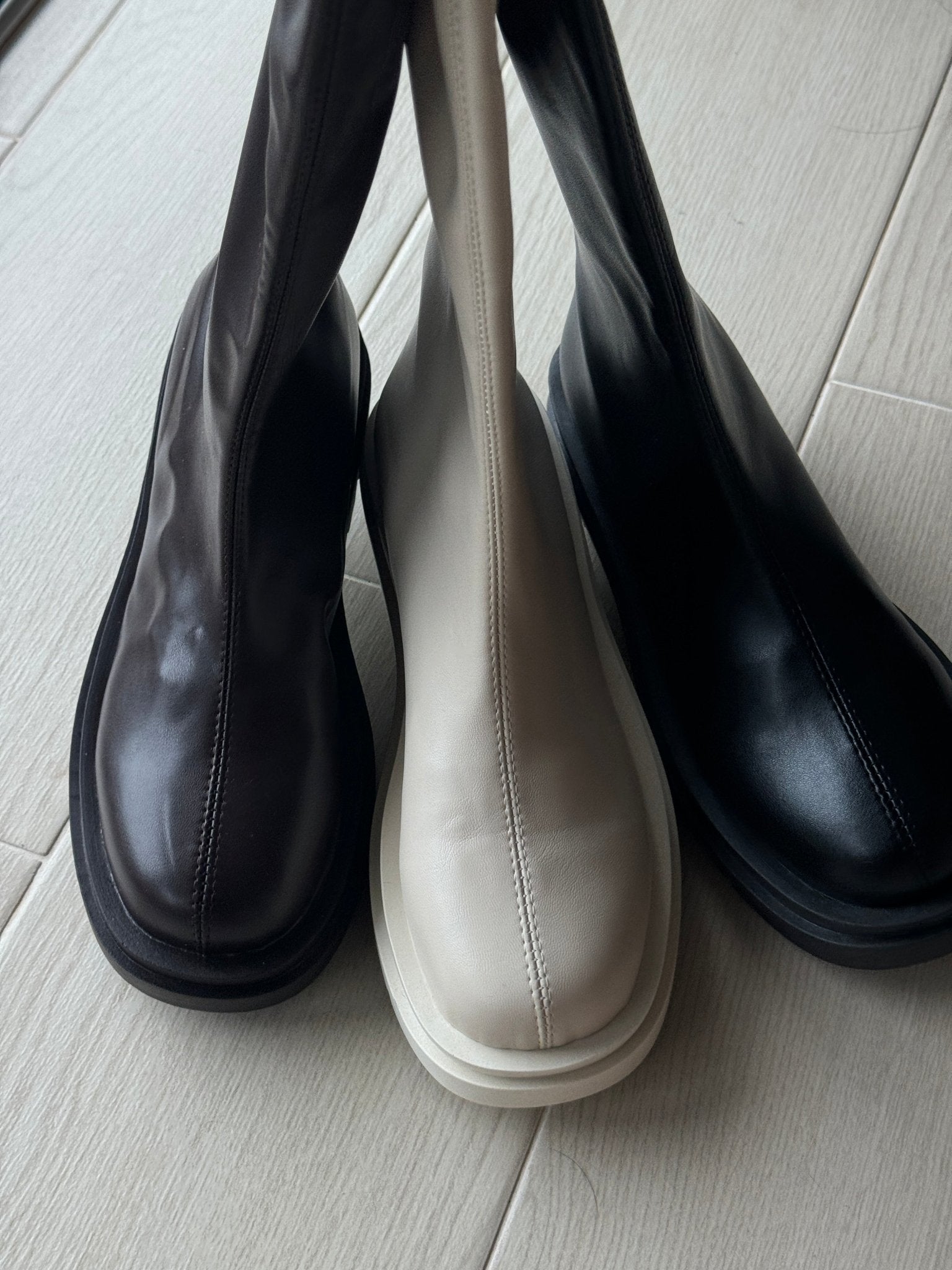 #IS17 Travel-buddies V shape long boots - Idiot Sandwich HK-