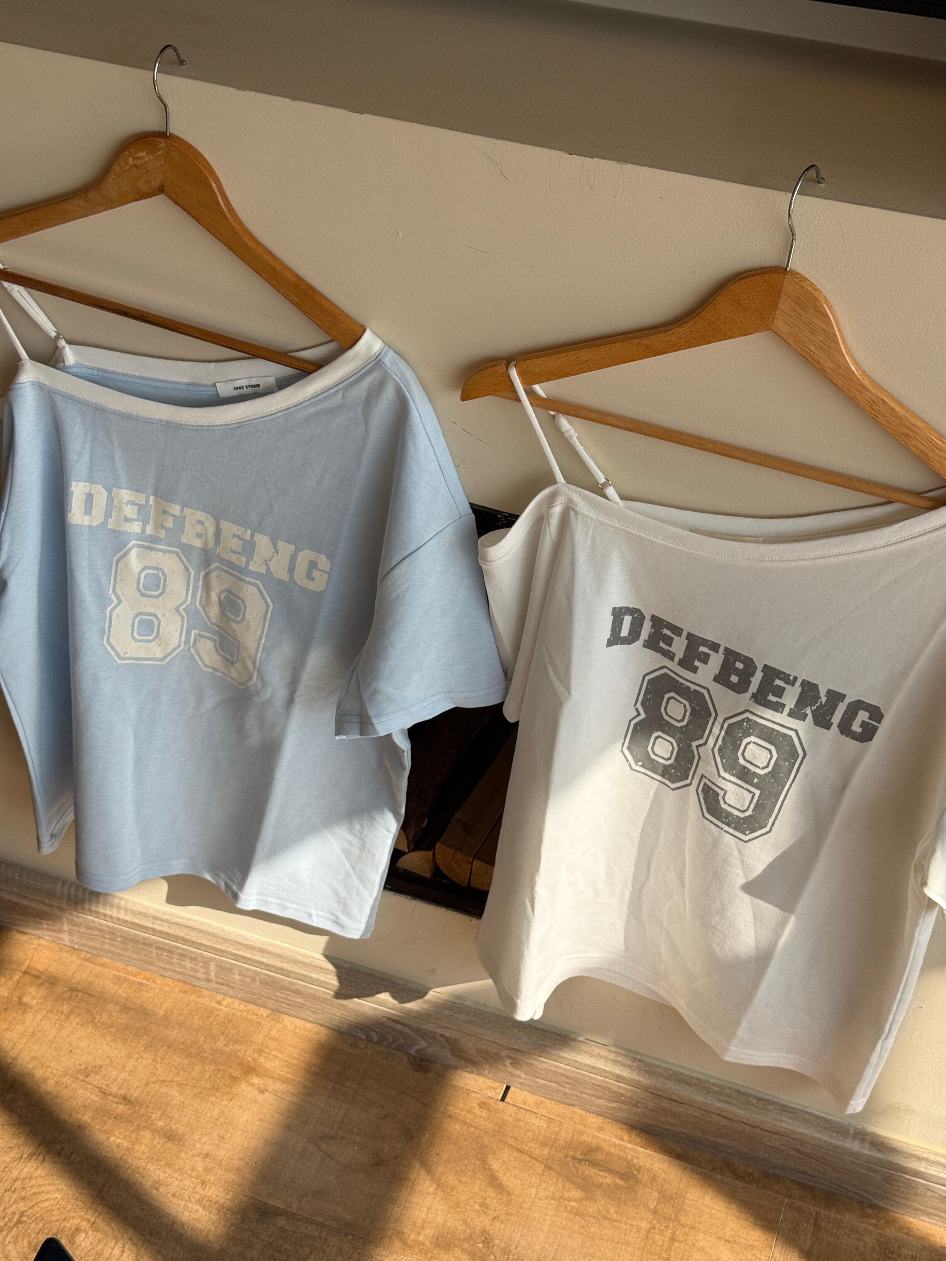 #MD83 89 Off-shoulder Oversize T-shirt