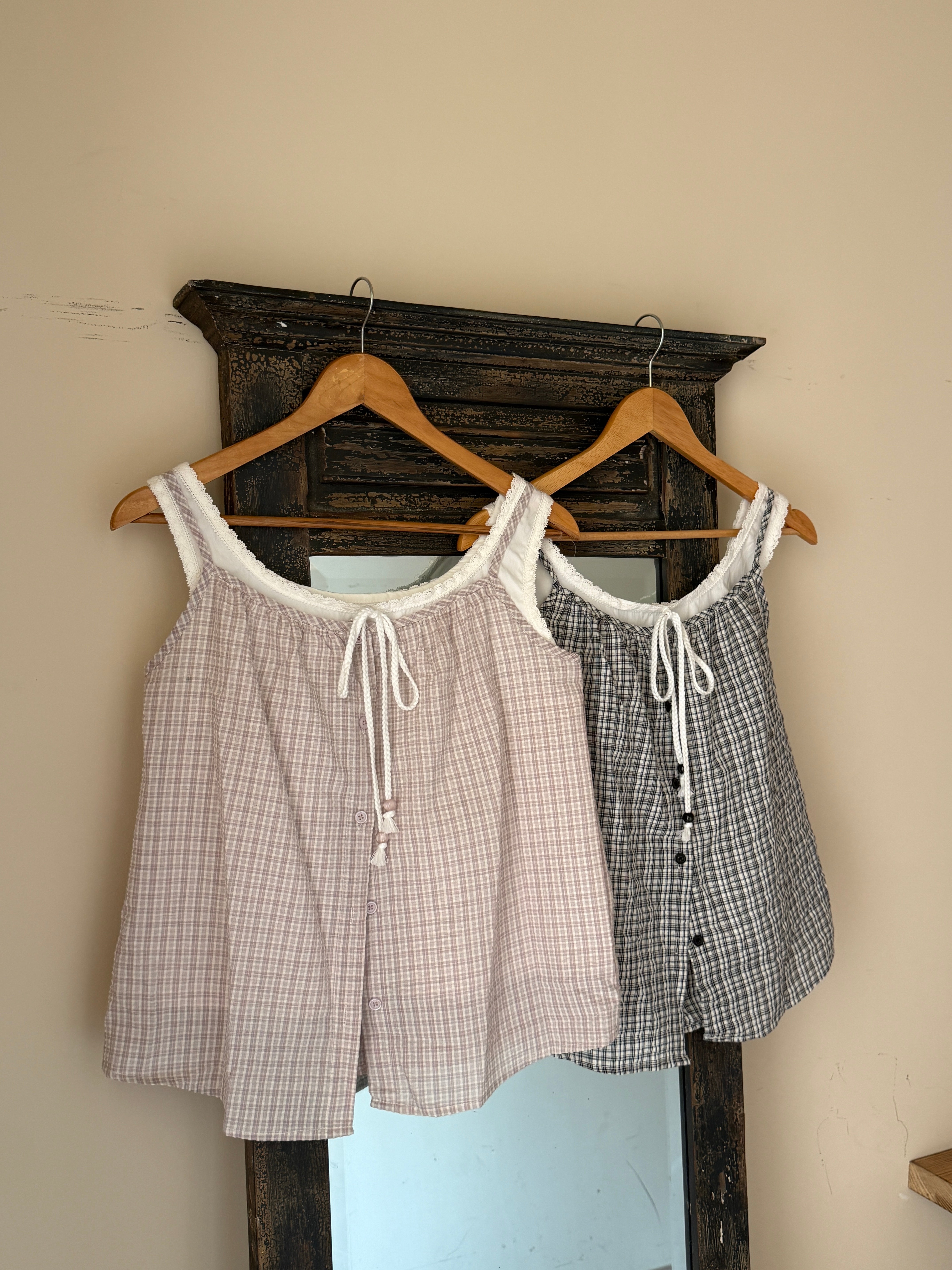 #MD76 Checker Layered Tank Top