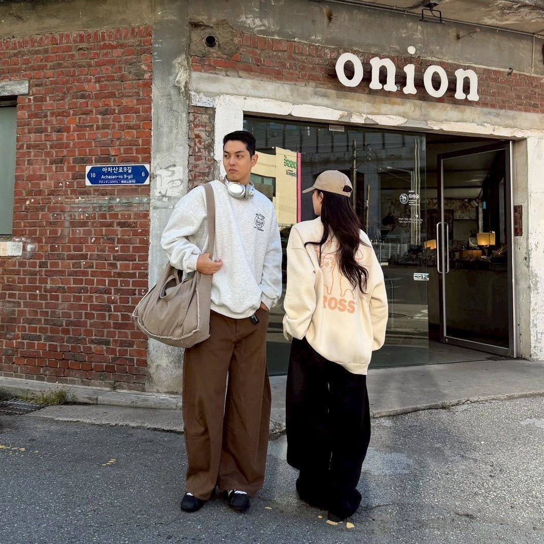 #C440 Bread with Cats Sweatshirt