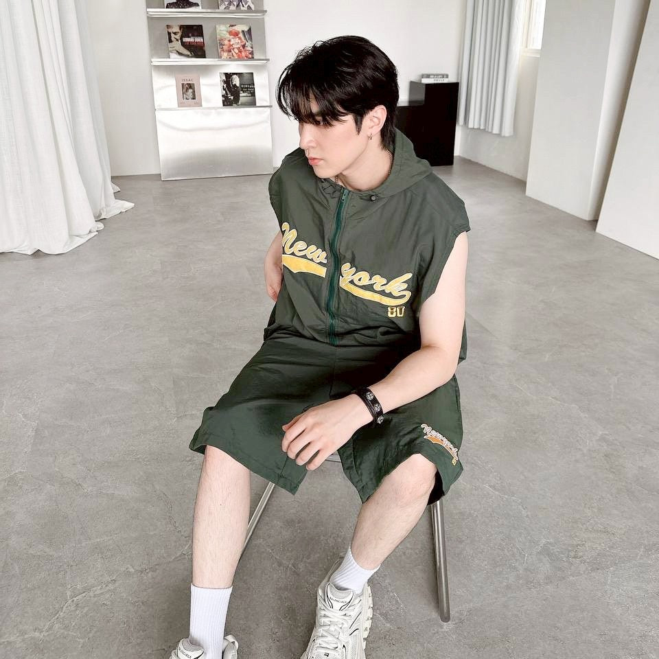 #C477 NEW YORK TANK ZIP-UP