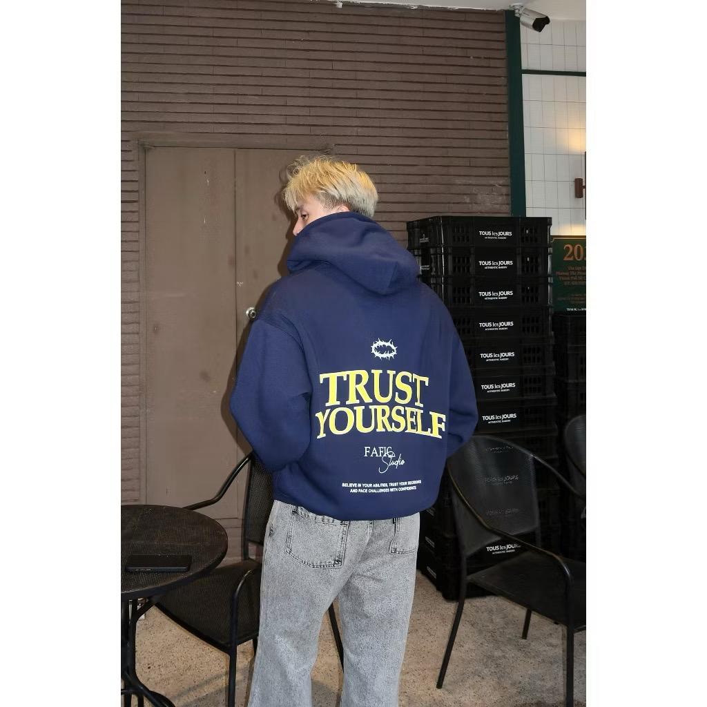 #VNFA01 TRUST YOURSELF ZIP-UP HOODIE
