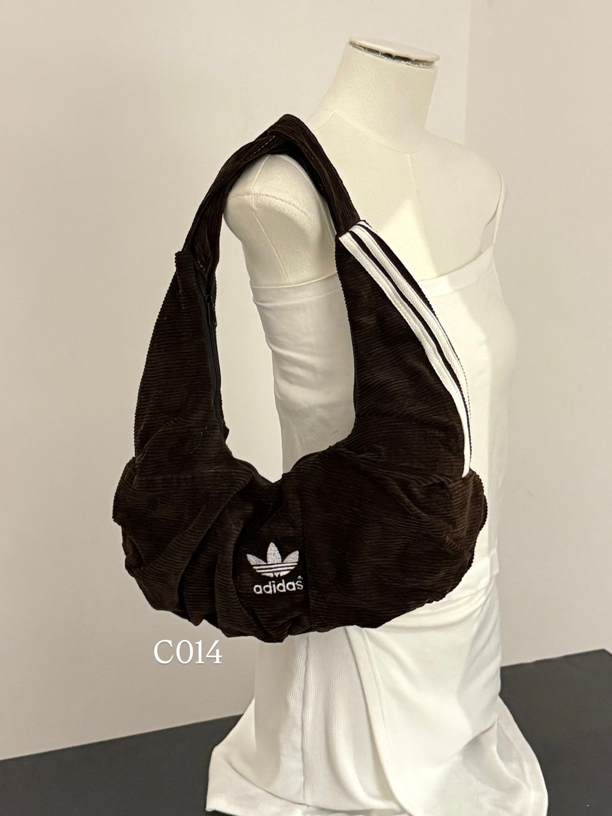 #THVN18 Vintage Remake Unisex Dumpling Bag