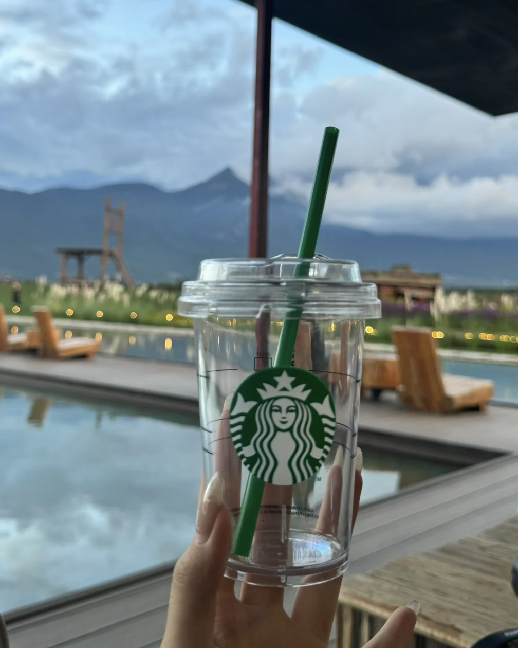 Starbucks 透明飲筒膠杯（2尺寸入）