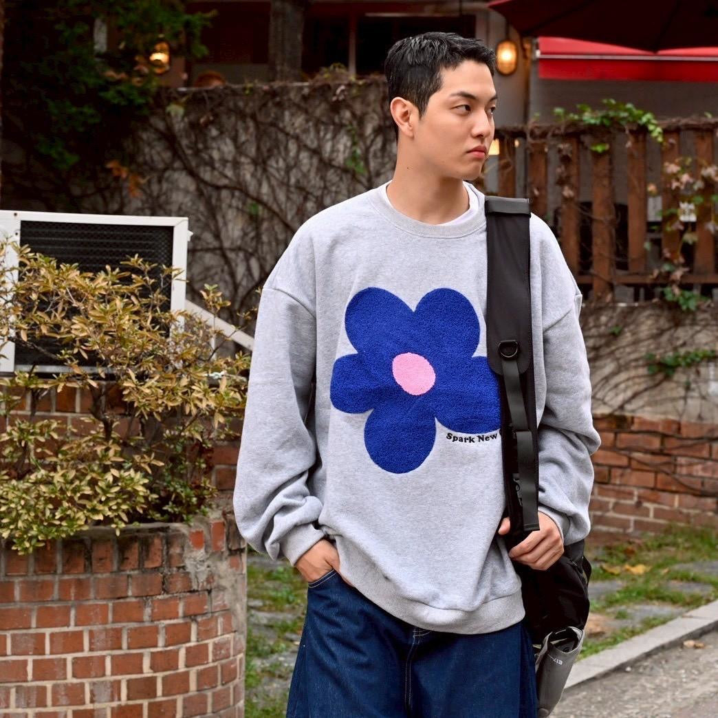 #C441 Towel Embroidery Flower Sweatshirt