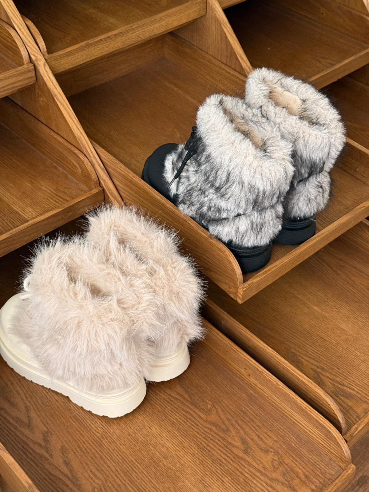 #IS206 Fluffy Snow Boots