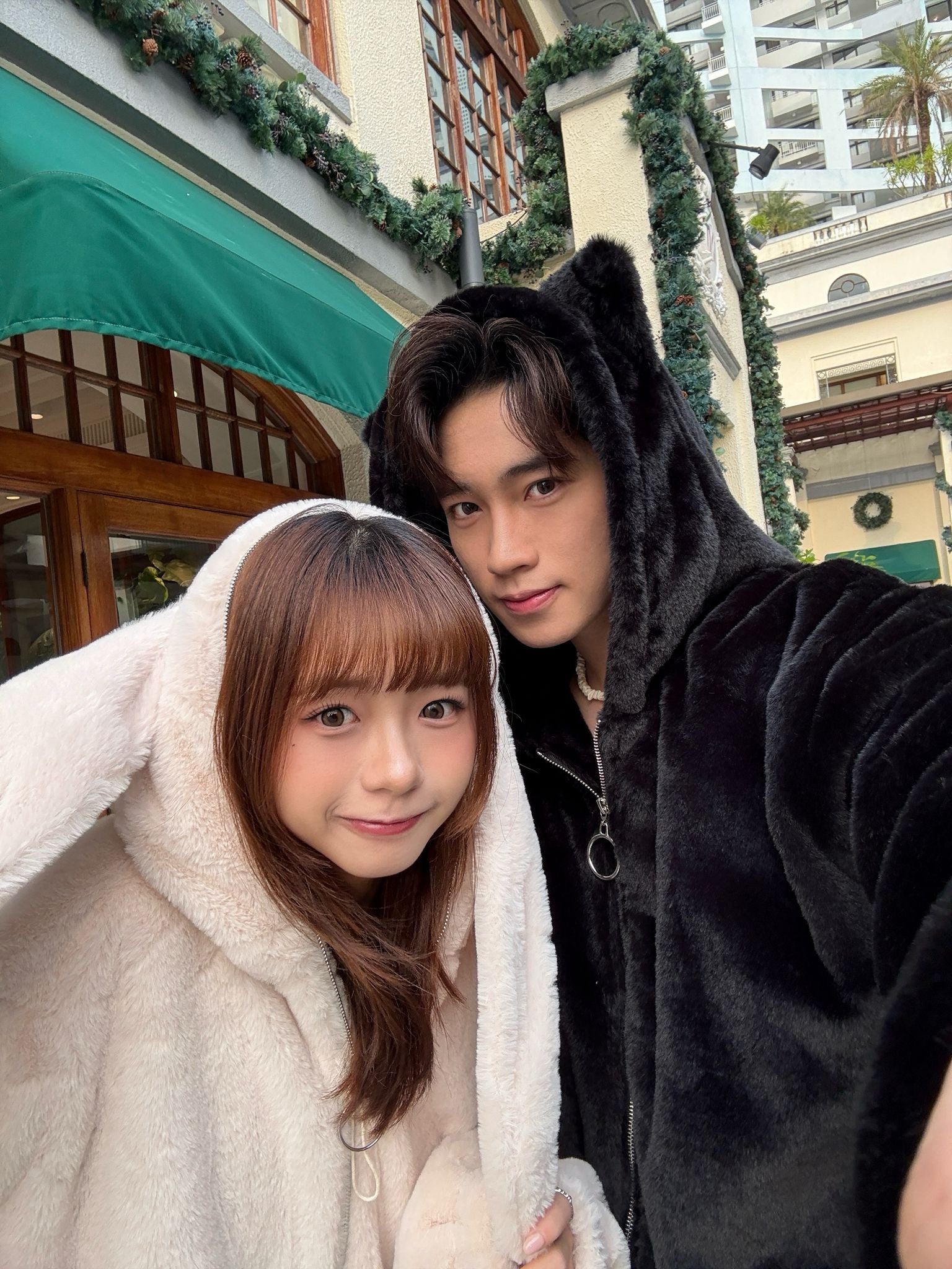 #IS81 超可爱毛茸茸兔子拉链连帽衫