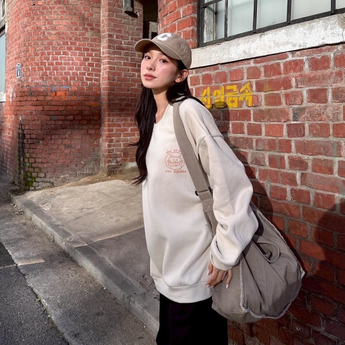 #C440 Bread with Cats Sweatshirt