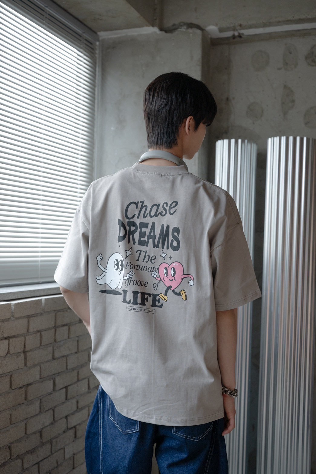 #C504 Chase Dream Life T-shirt