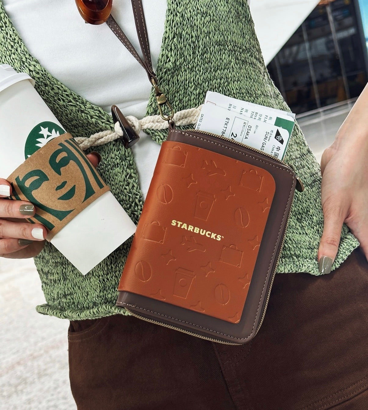 Starbucks Passport 套