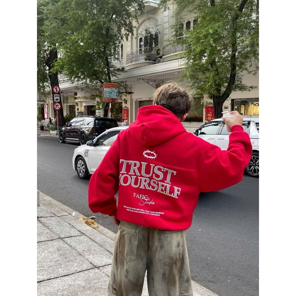 #VNFA01 TRUST YOURSELF ZIP-UP HOODIE