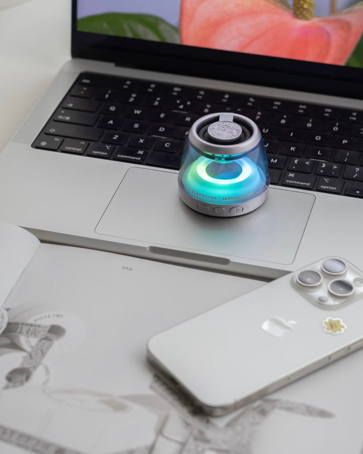 Starbucks X MONSTER 聯名迷你磁吸發光藍芽音響