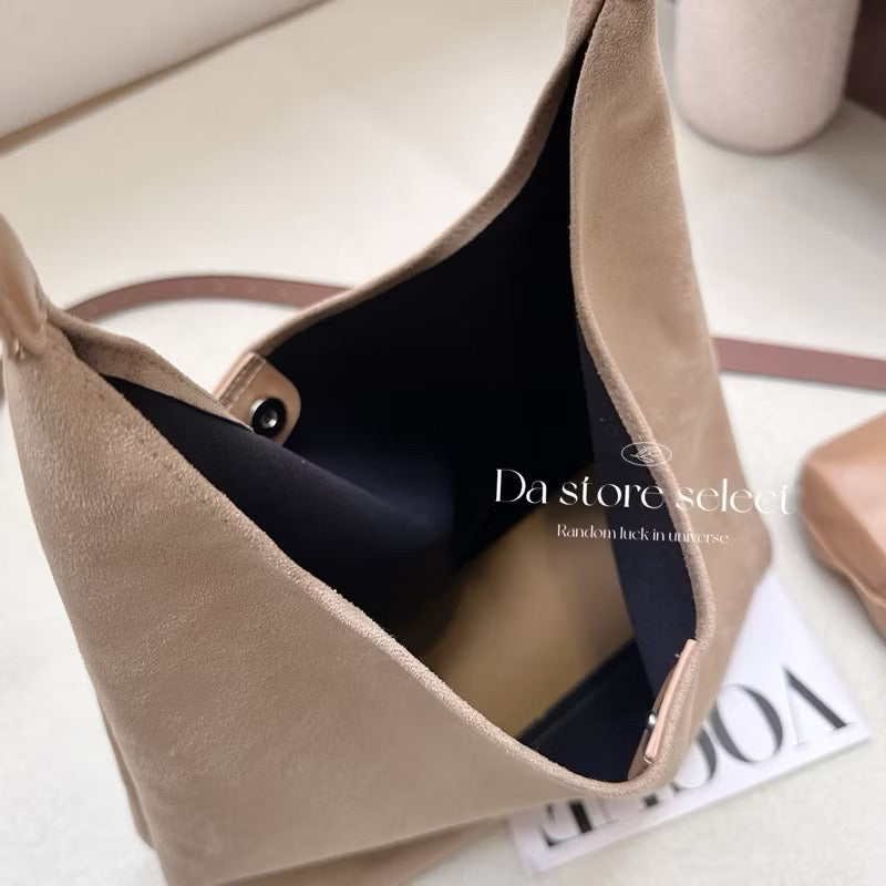 #IS211 Suede XL Tote Bag