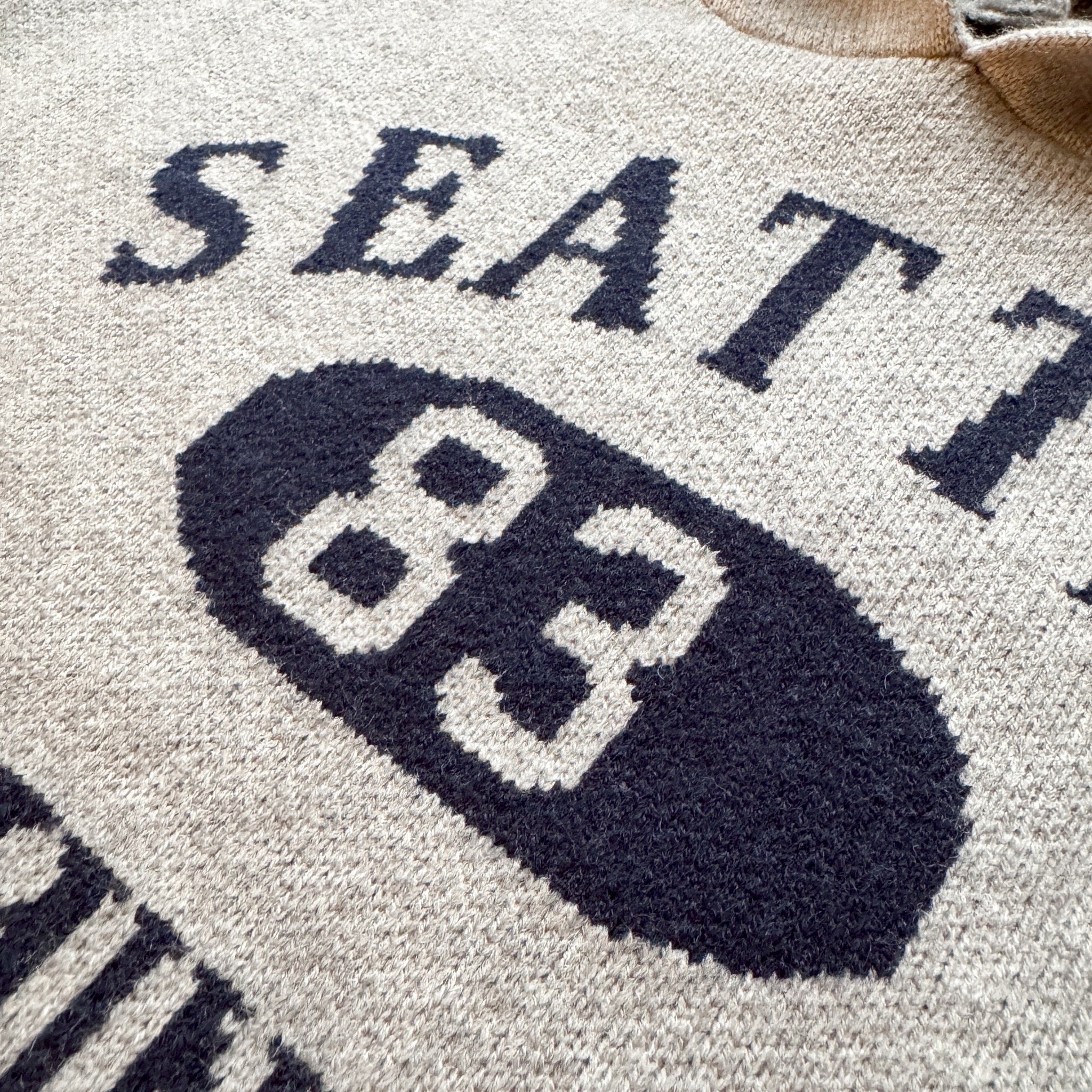 #C405 Seattle Hooded Sweater