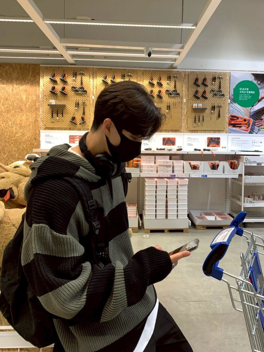 #C404 Stripe Hooded Knitting Top