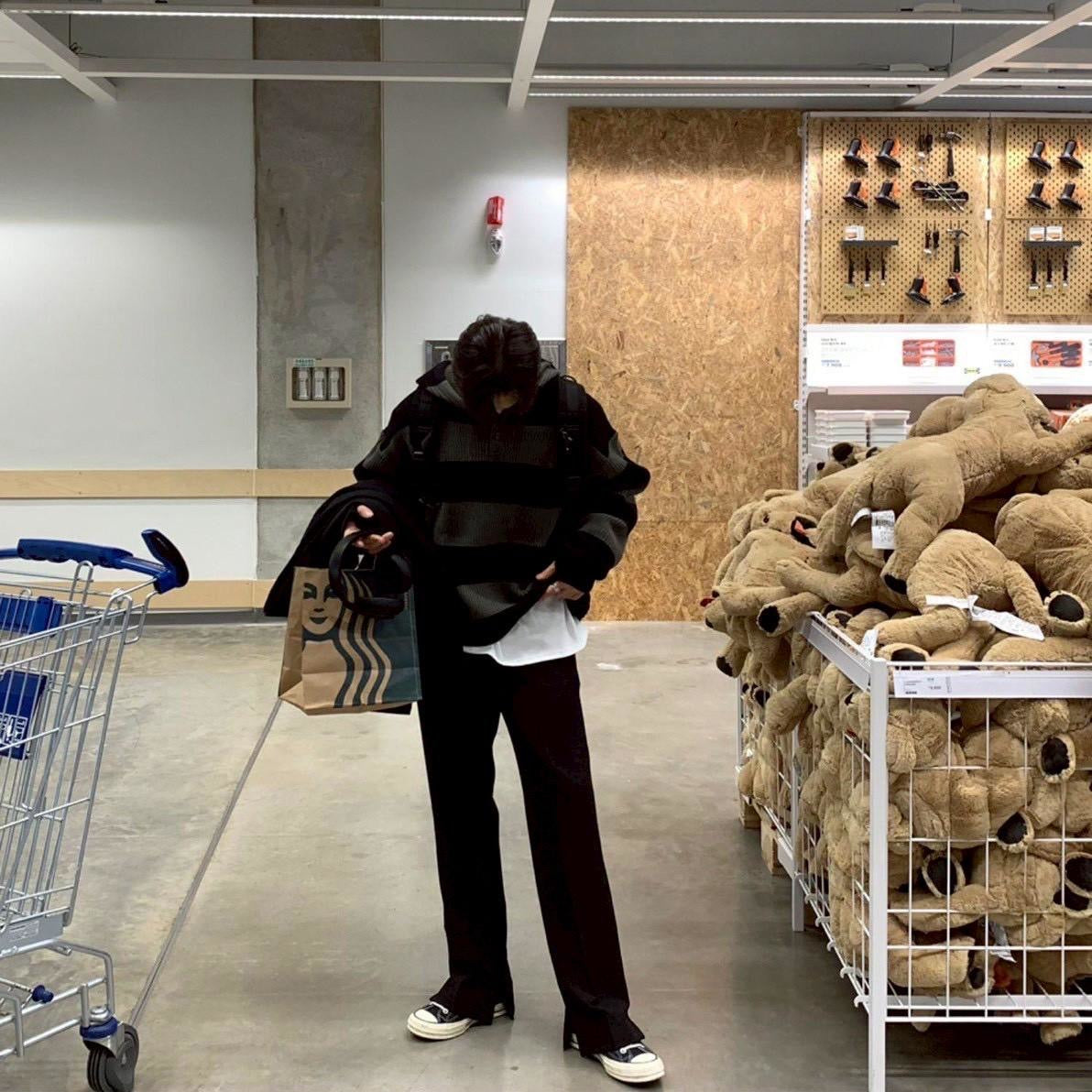 #C404 Stripe Hooded Knitting Top