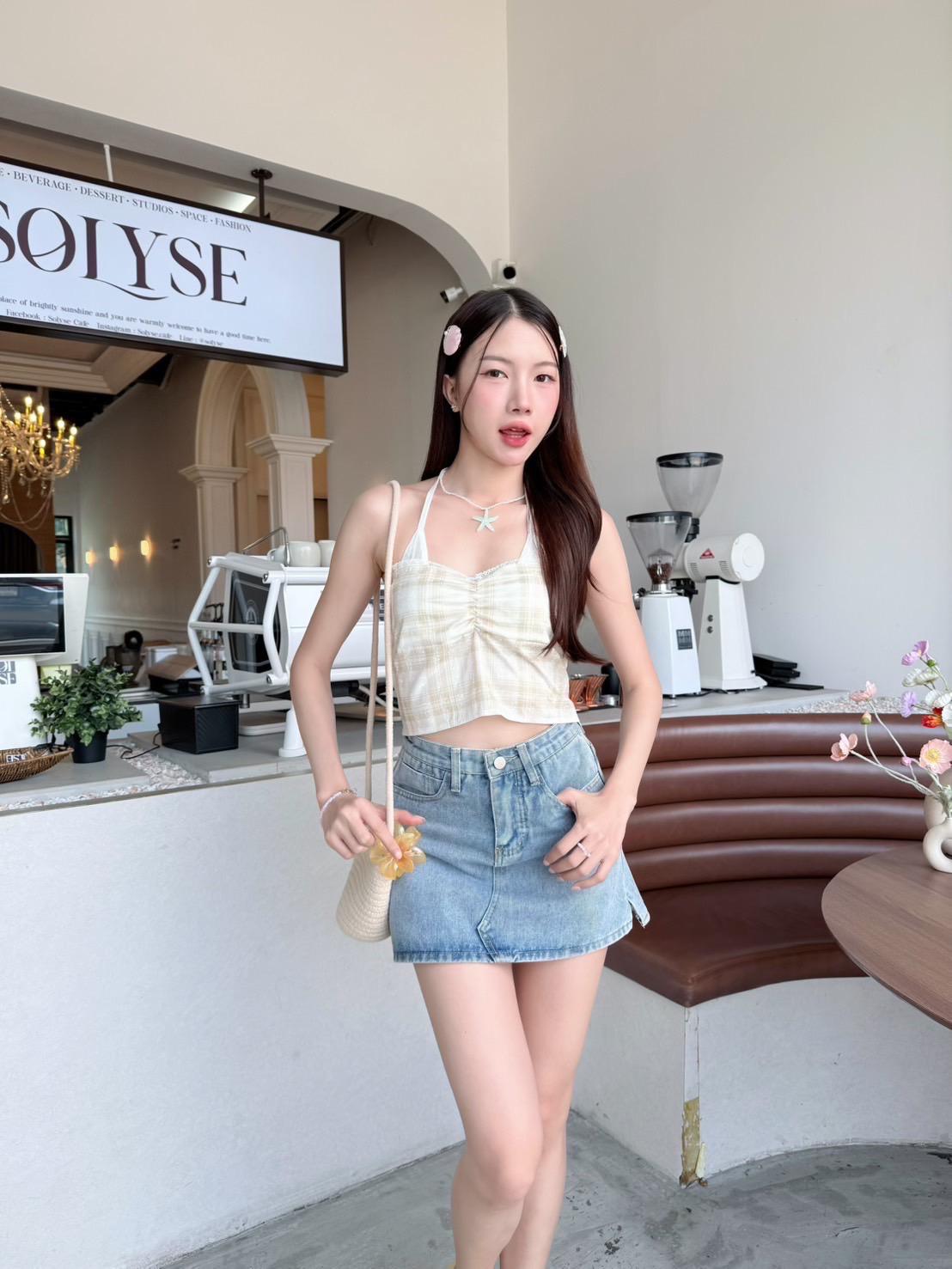 #THYU09 Checked Halter Top