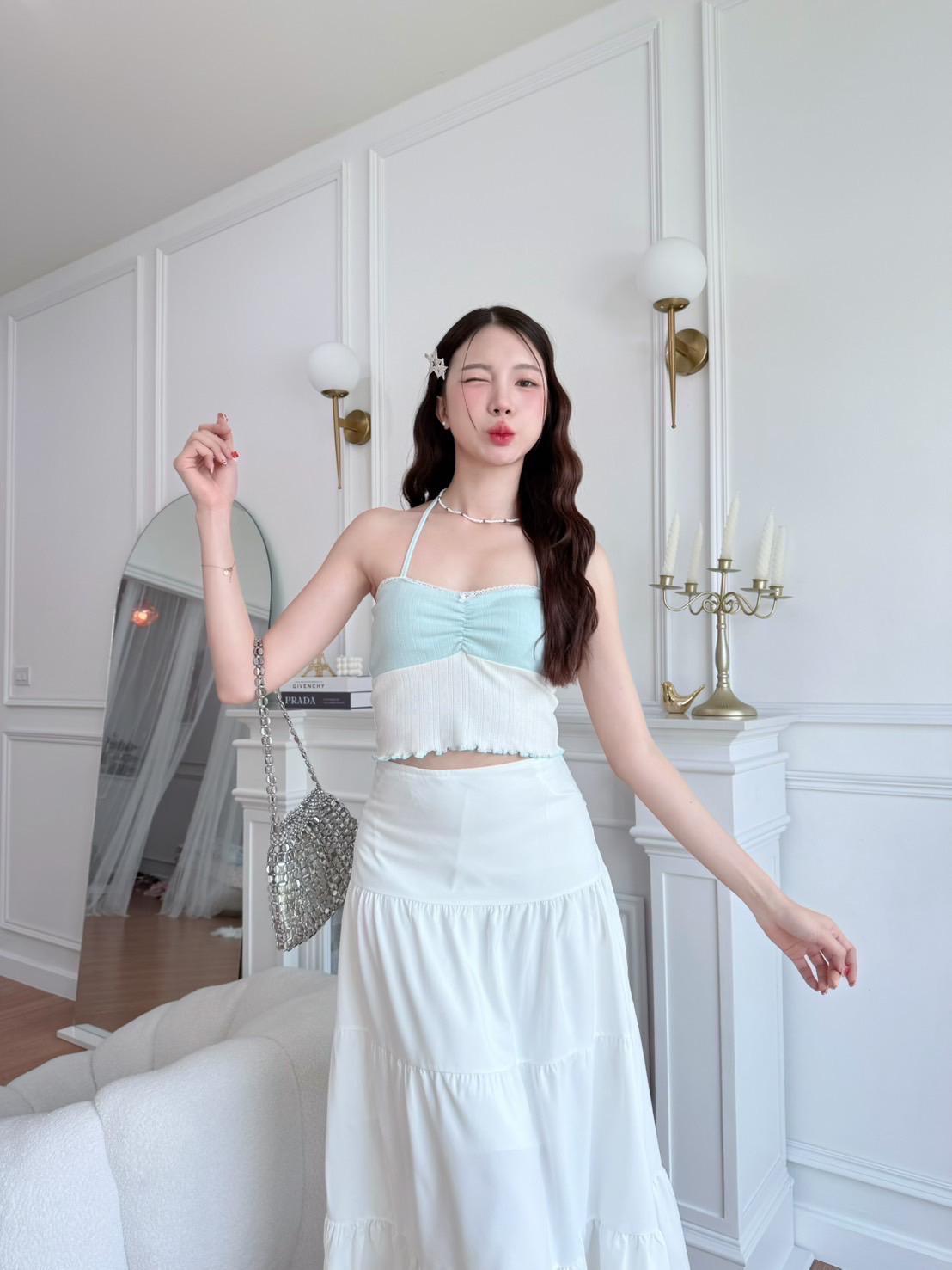 #THYU10 Color-block Halter Top