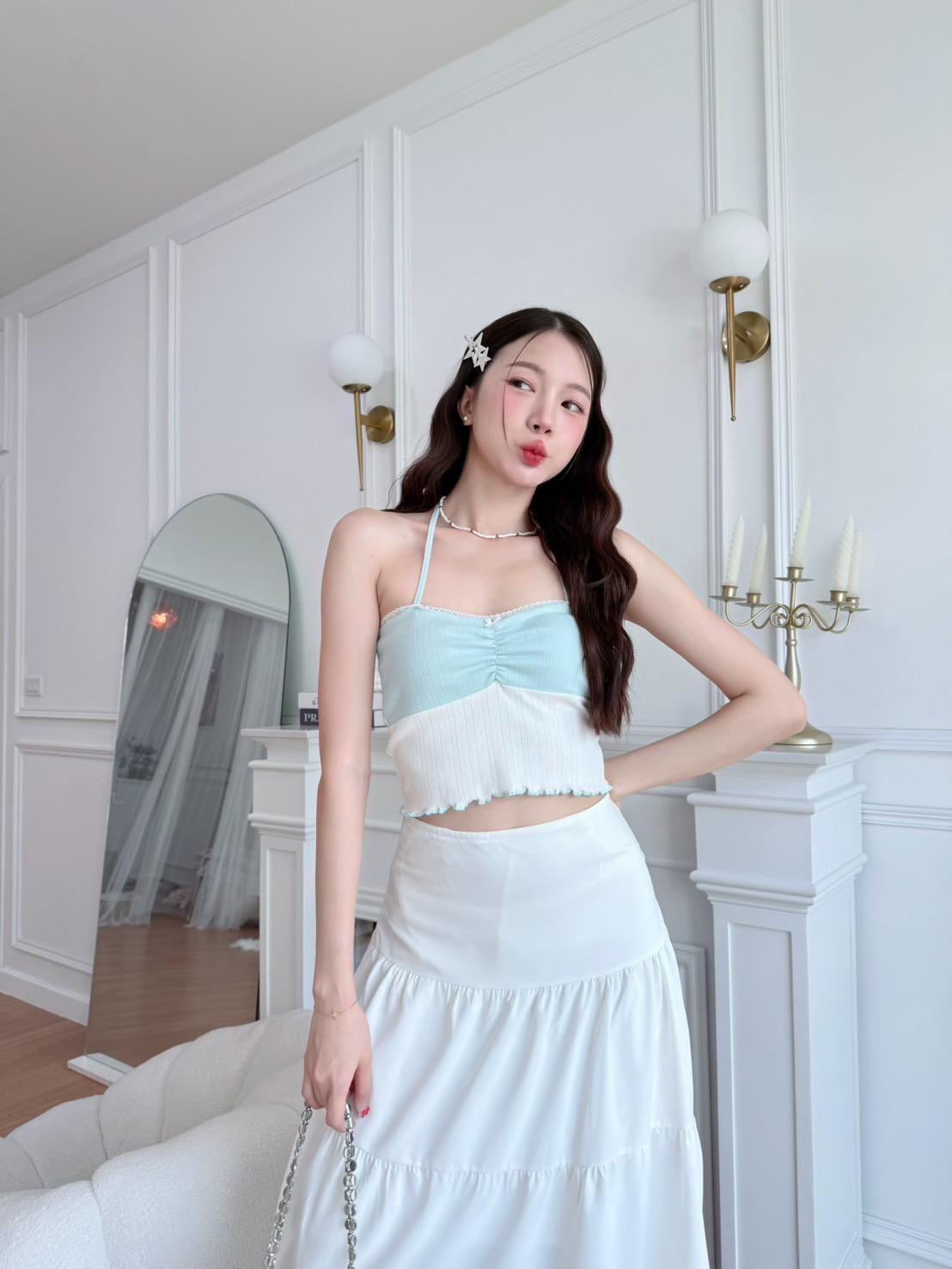 #THYU10 Color-block Halter Top