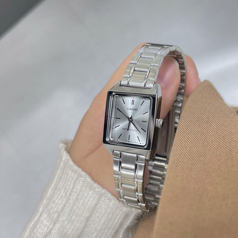 #CASIO06 Women's Small Square Metl Band Watch (LTP-V007D)