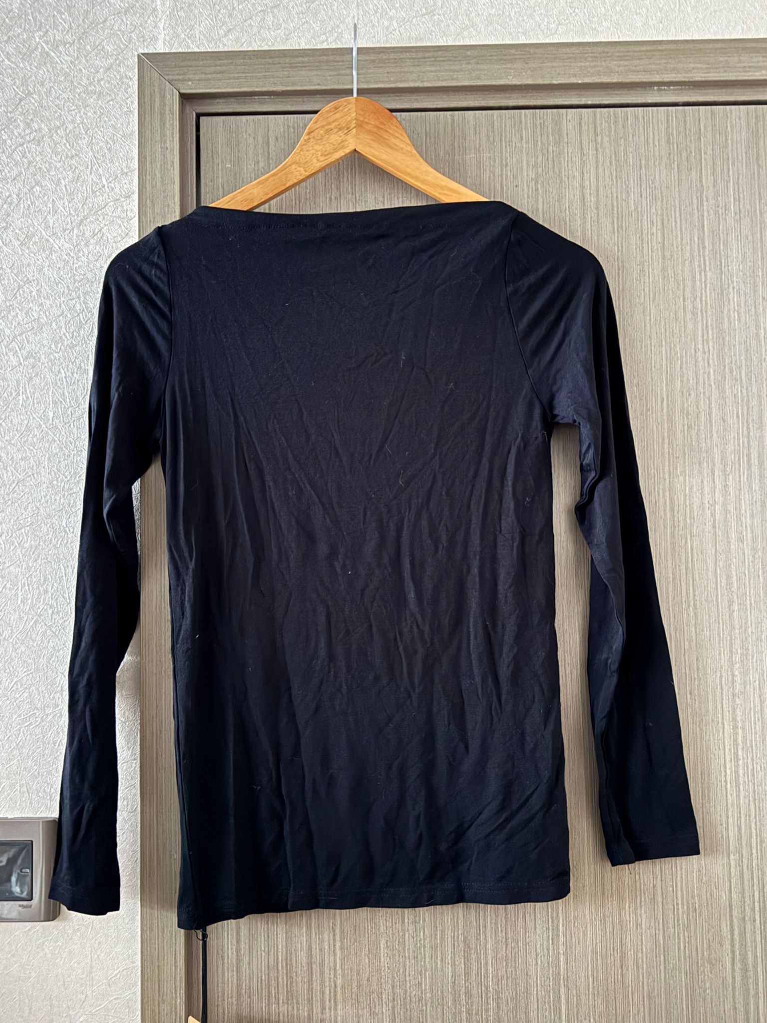 #LP15 Wide Collar Black Top - Idiot Sandwich Apparel Limited - 