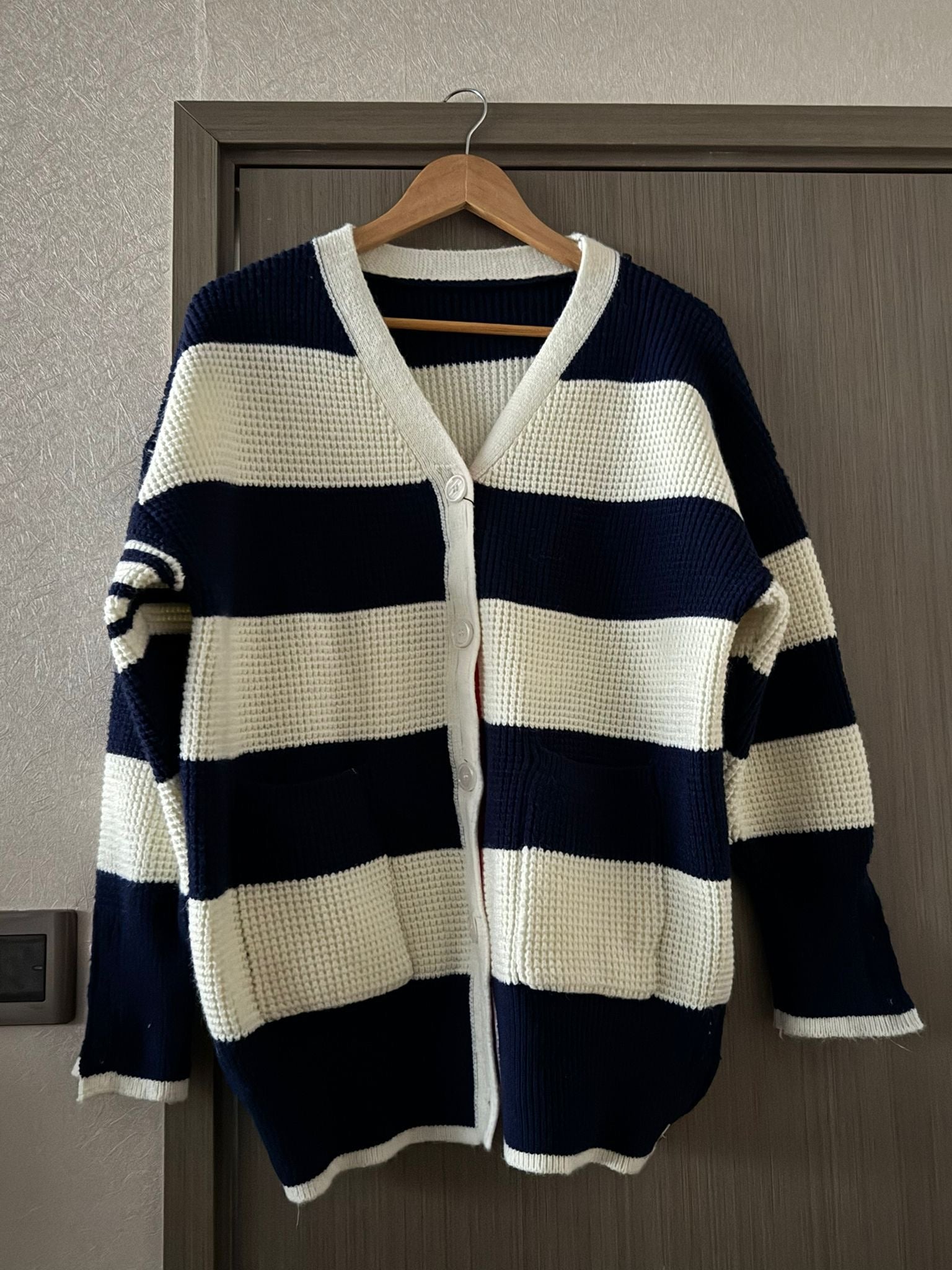 #LP28 Stripe Warm Cardigan - Idiot Sandwich Apparel Limited - 