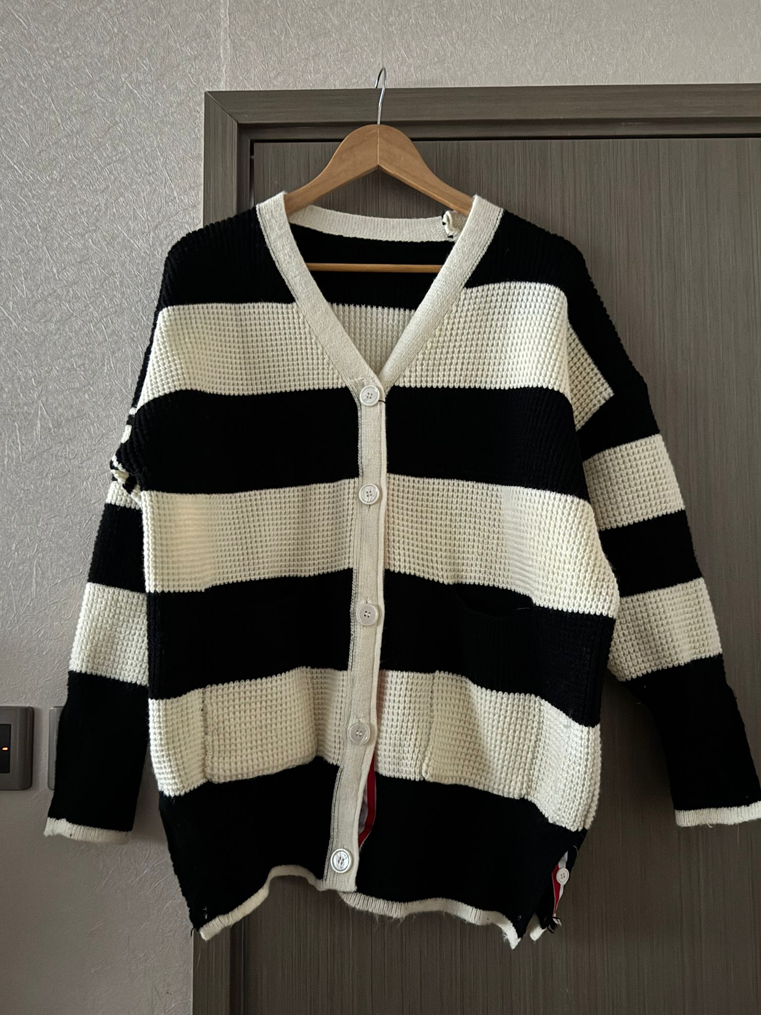 #LP28 Stripe Warm Cardigan - Idiot Sandwich Apparel Limited - 