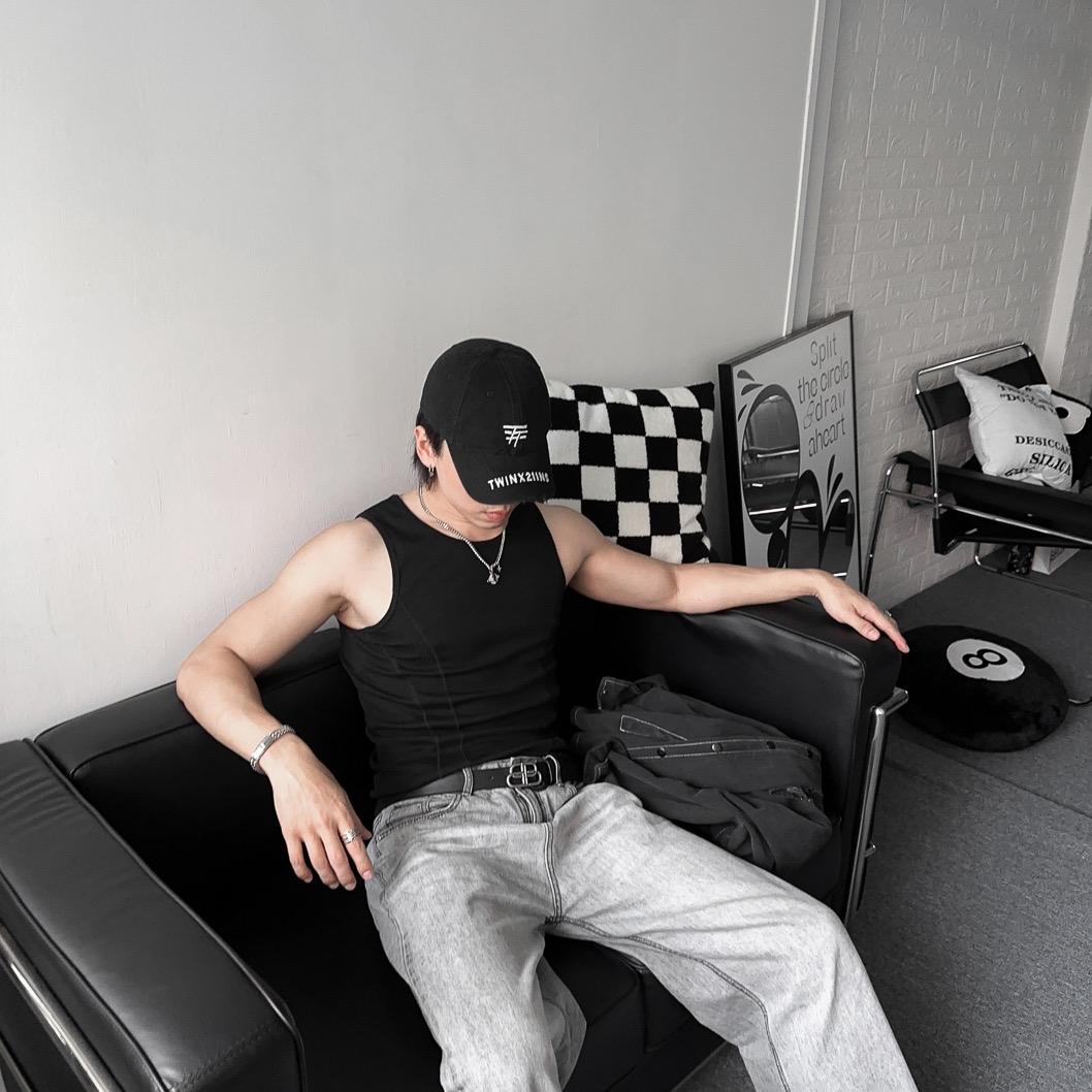 #TW17 Elastic Ribbed Fit Vest - Idiot Sandwich Apparel Limited - 