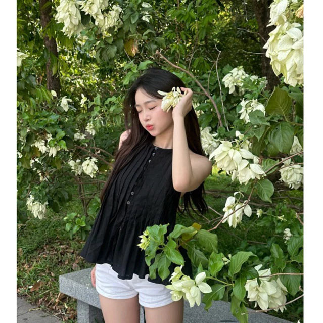 #VNGC06 LINEN BACKLESS HALTER TOP