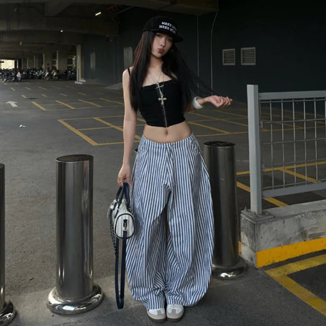 #VNGC02 BM STRIPED PANTS