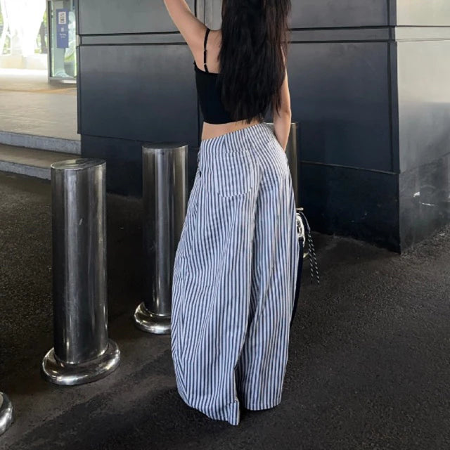 #VNGC02 BM STRIPED PANTS